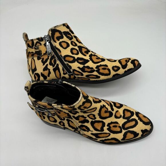 Blondo Tami Ankle Boot - Picture 7 of 10